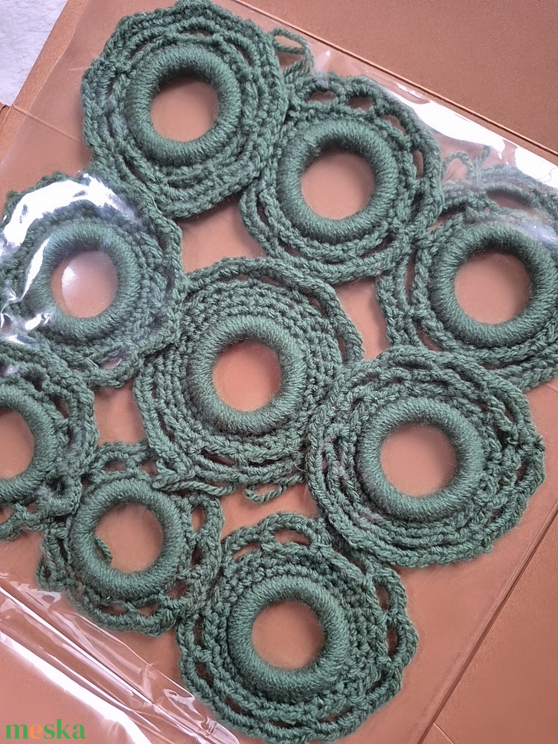 Horgolt karácsonyfa díszek csomagban  - karácsony - karácsonyi lakásdekoráció - karácsonyfadíszek - Meska.hu