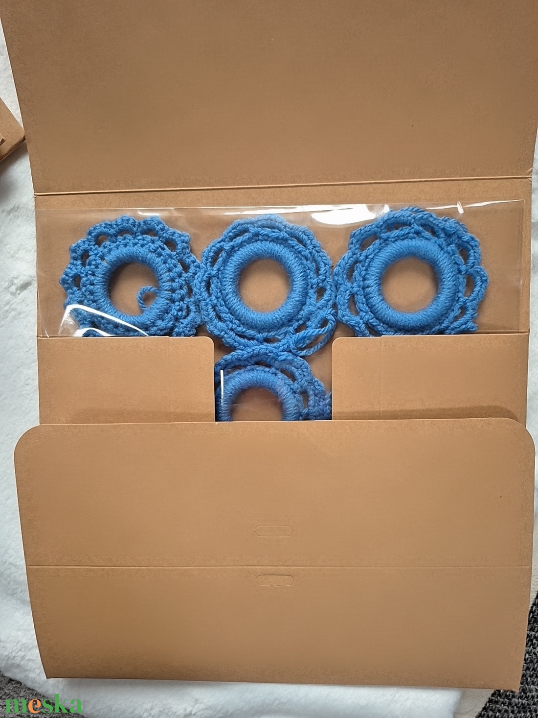 Horgolt karácsonyfa díszek  - karácsony - karácsonyi lakásdekoráció - karácsonyfadíszek - Meska.hu