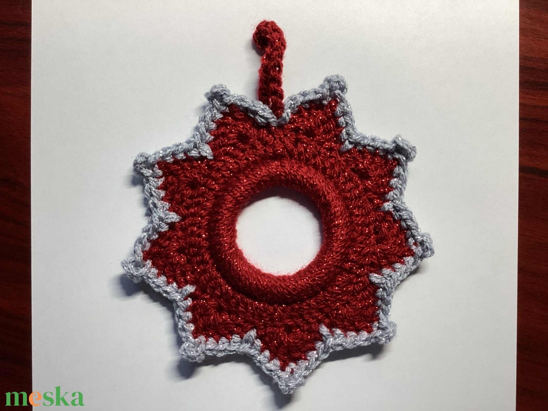 Horgolt karácsonyi dísz. - karácsony - karácsonyi lakásdekoráció - karácsonyi lakásdíszek - Meska.hu