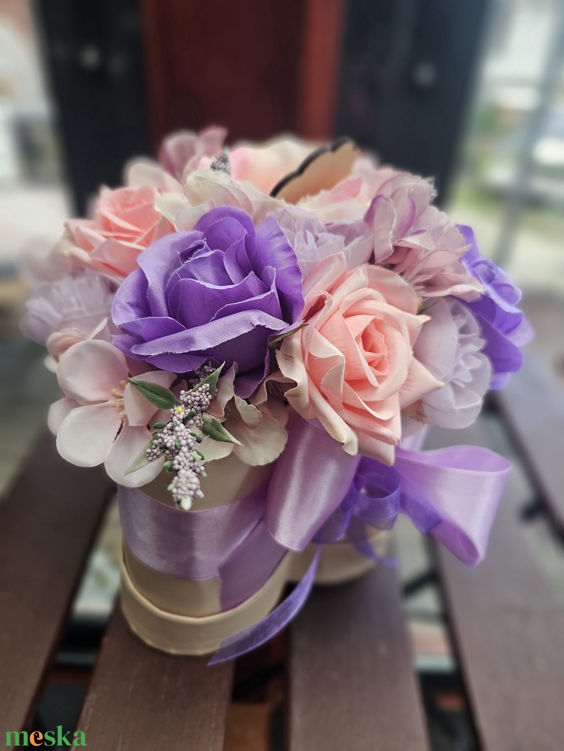 Anyák napi virágbox - otthon & életmód - virágdekoráció - virágok - virágbox - Meska.hu