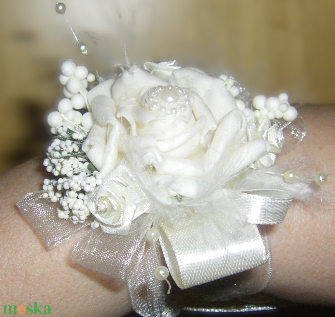 Esküvői kardísz koszorús lány - esküvő - ékszer - karkötő & csuklódísz - Meska.hu