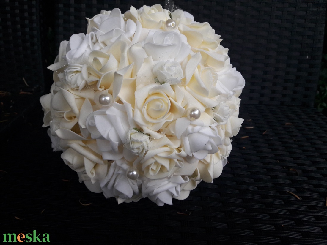 Menyasszonyi csokor habrózsából egyedi színben  - esküvő - menyasszonyi- és dobócsokor - Meska.hu