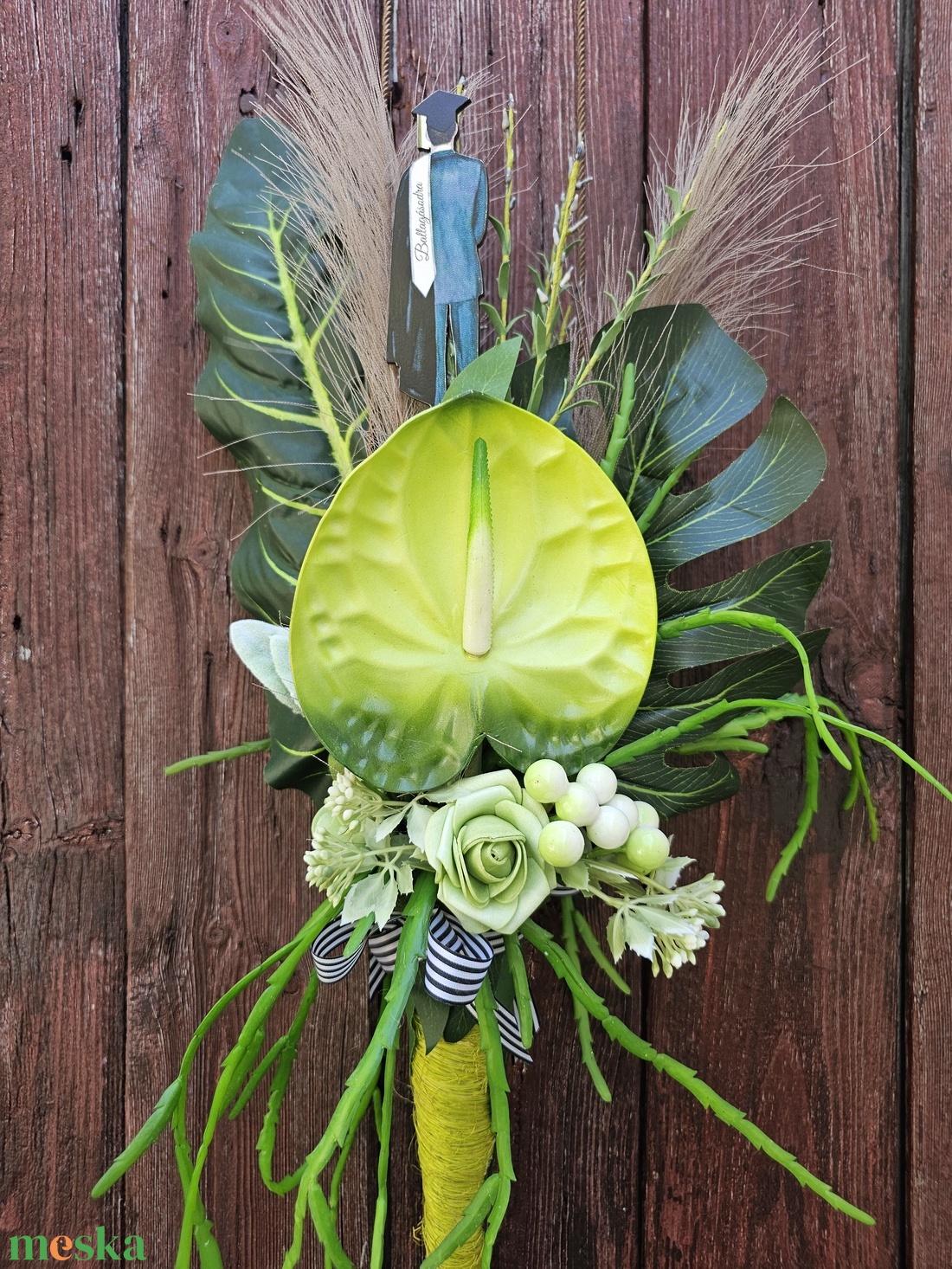 Ballagási csokor vállra akasztható fiú zöld - otthon & életmód - virágdekoráció - virágok - virágcsokor - Meska.hu