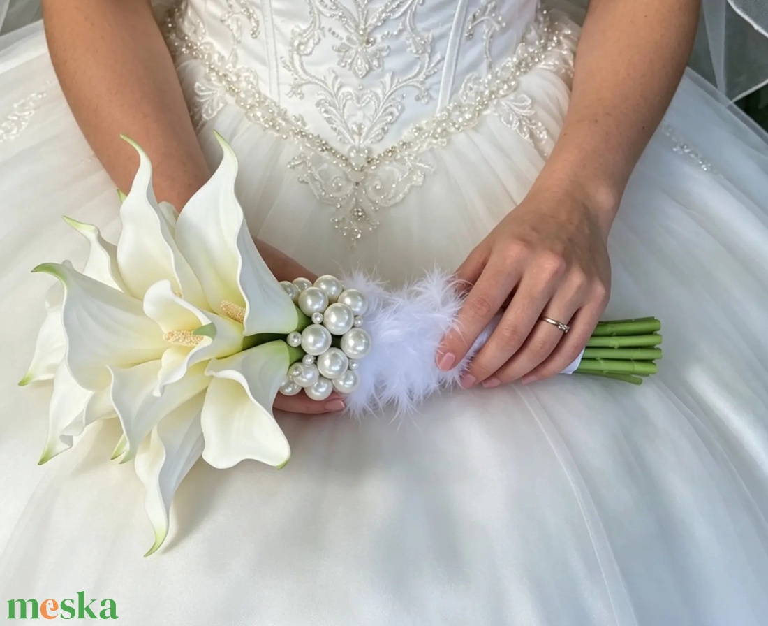 Menyasszonyi csokor kála toll gyöngy  - esküvő - menyasszonyi- és dobócsokor - Meska.hu