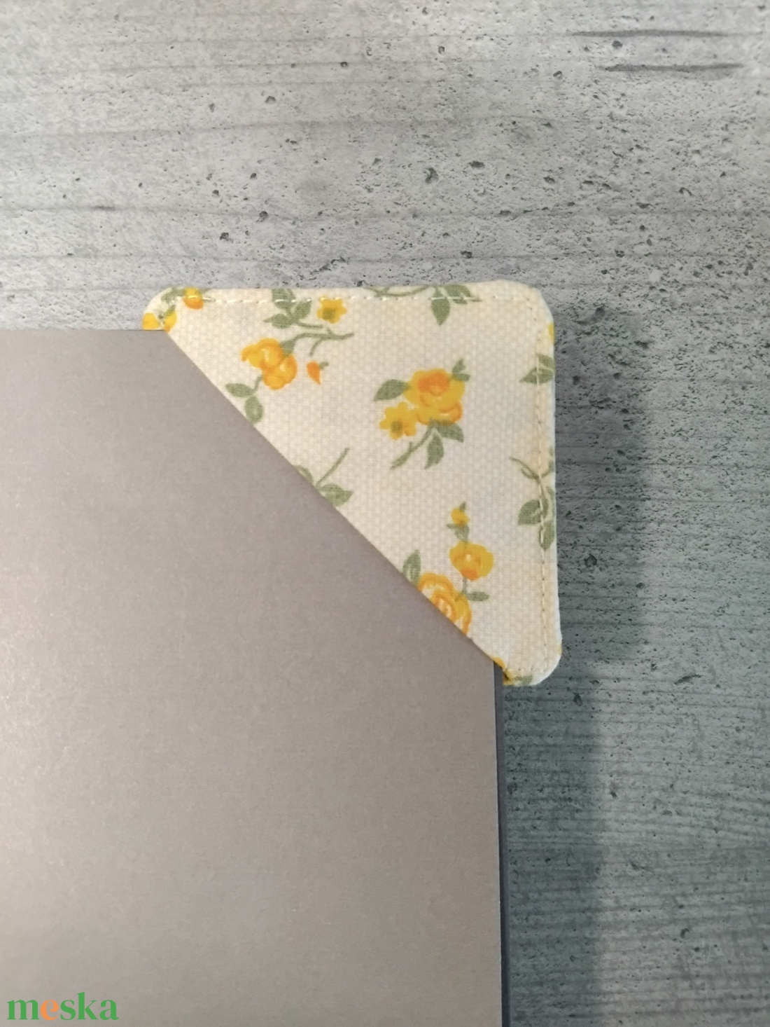 Sarok könyvjelző - könyv & zene - könyvjelző - Meska.hu