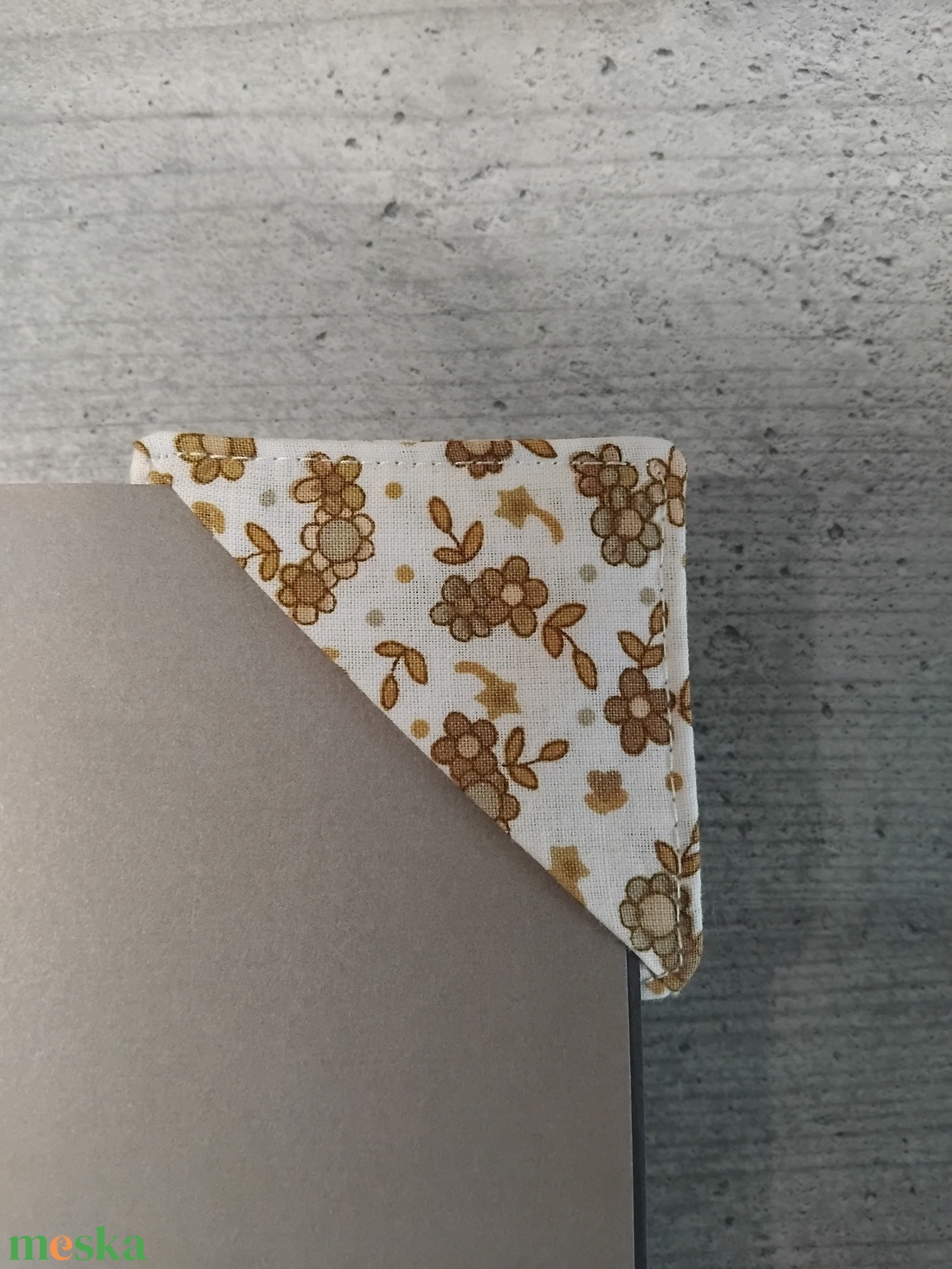 Sarok könyvjelző - könyv & zene - könyvjelző - Meska.hu