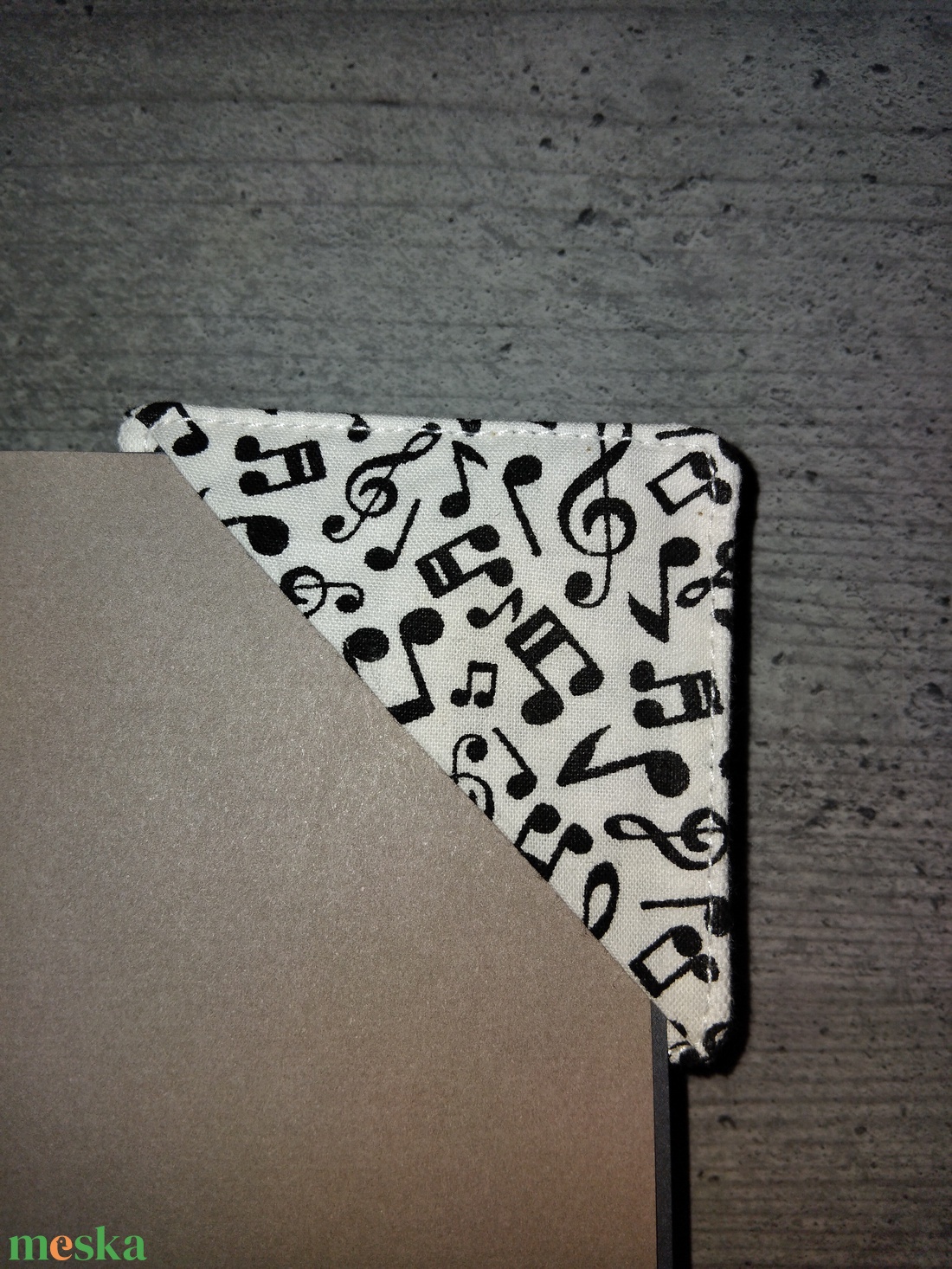 Sarok könyvjelző - könyv & zene - könyvjelző - Meska.hu