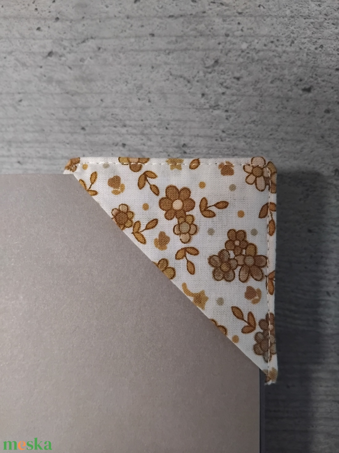 Sarok könyvjelző - könyv & zene - könyvjelző - Meska.hu