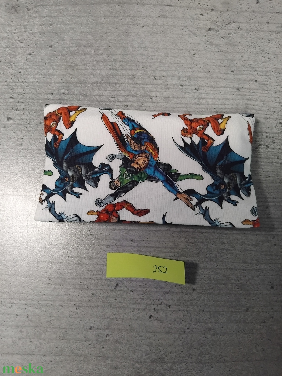 Papírzsepi tartó - otthon & életmód - tárolás & rendszerezés - zsebkendőtartó - Meska.hu