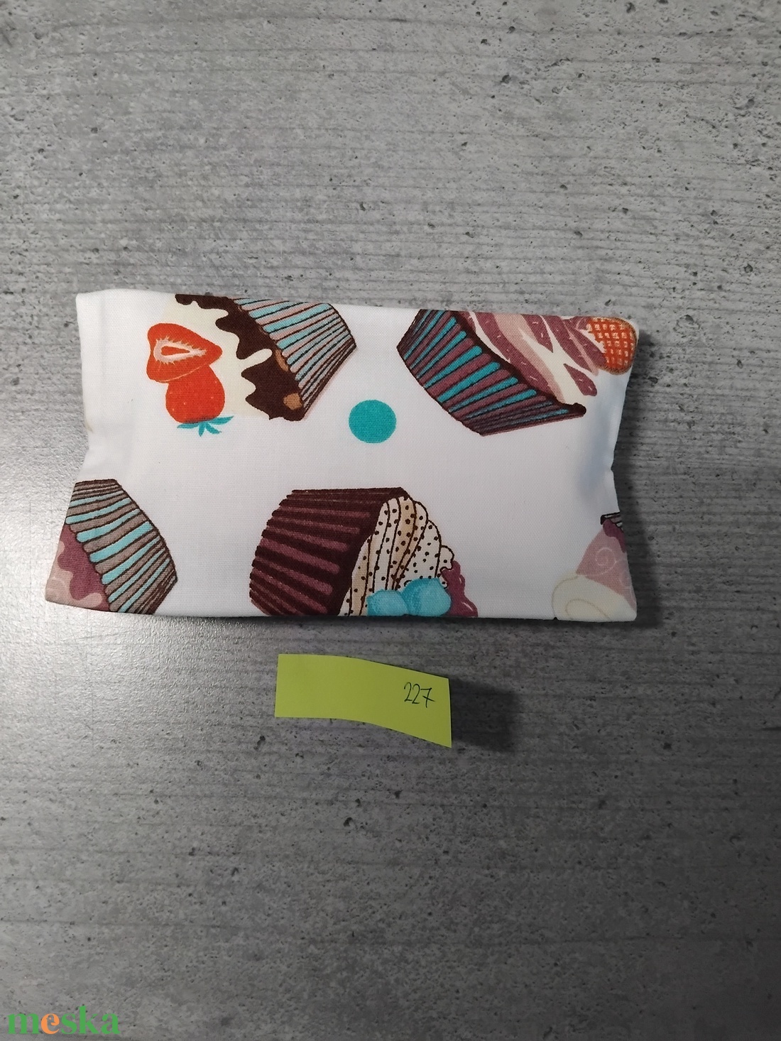 Papírzsepi tartó - otthon & életmód - tárolás & rendszerezés - zsebkendőtartó - Meska.hu