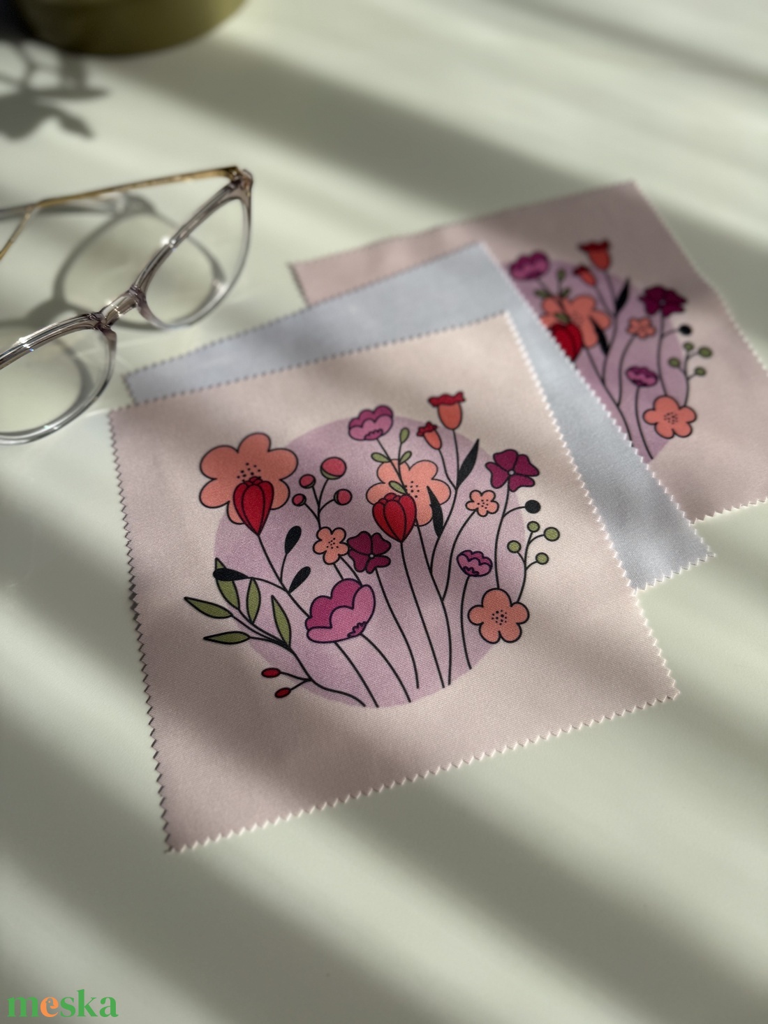 Virágzó tavasz - szemüvegtörlő kendő  - táska & tok - pénztárca & más tok - szemüvegtok - Meska.hu