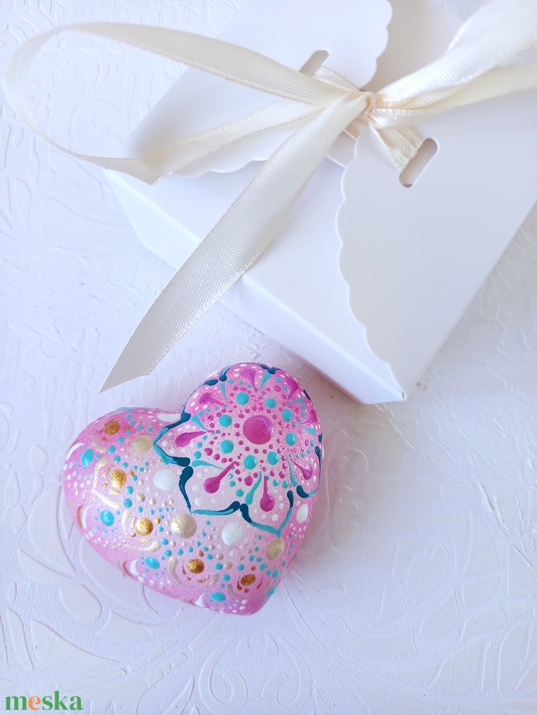 Dekor szívecske Dobozban  - kellékek & szerszámok - dekorációs kellékek - toboz - Meska.hu