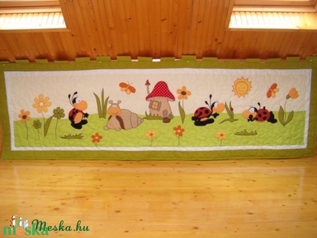 Katicás falvédő gyerekszobába - otthon & életmód - babaszoba, gyerekszoba - Meska.hu