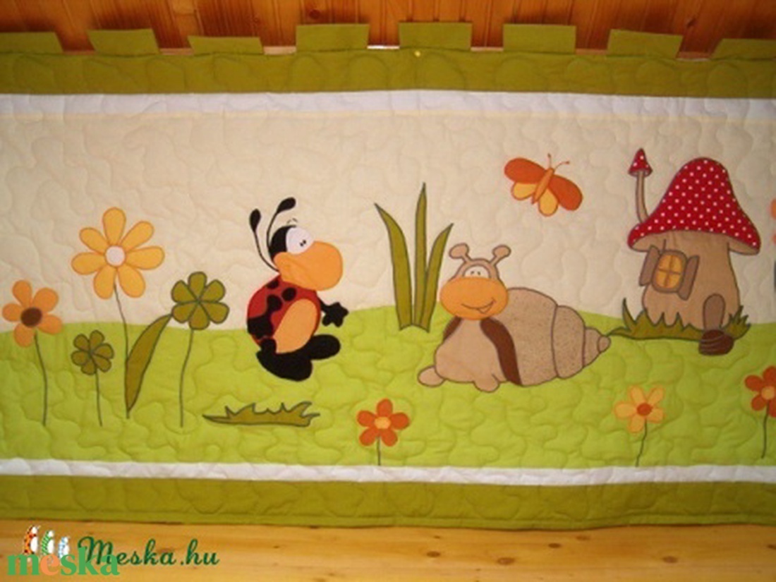 Katicás falvédő gyerekszobába - otthon & életmód - babaszoba, gyerekszoba - Meska.hu