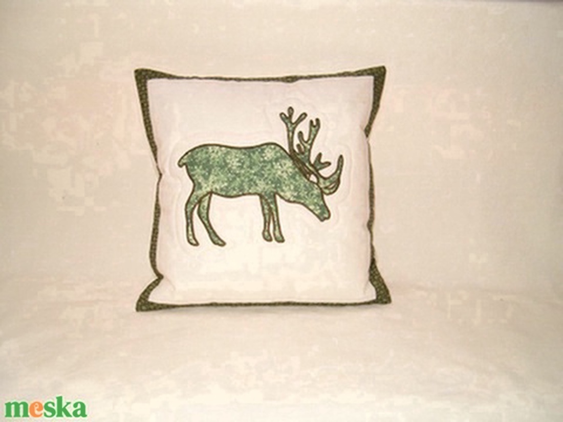 Díszpárnahuzat karácsonyra, adventre -rénszarvassal, fenyővel applikált- - karácsony - karácsonyi lakásdekoráció - karácsonyi lakásdíszek - Meska.hu