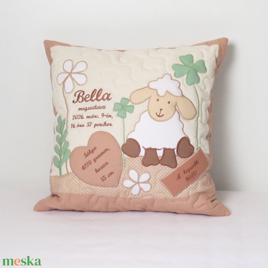 Születési emlék, emlékpárna, bárányos párna babaszületésre, babalátogatóra, névre szóló, egyedi - baba - mama - babaszoba dekoráció - gyerek díszpárna - Meska.hu