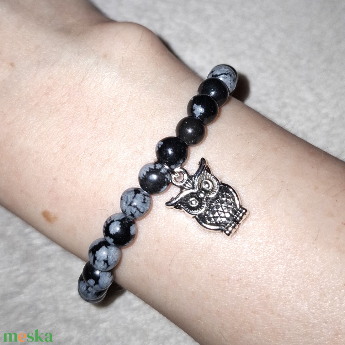 Bagoly medálos hópehely obszidián ásványkarkötő - ékszer - karkötő - ásványkarkötő - Meska.hu