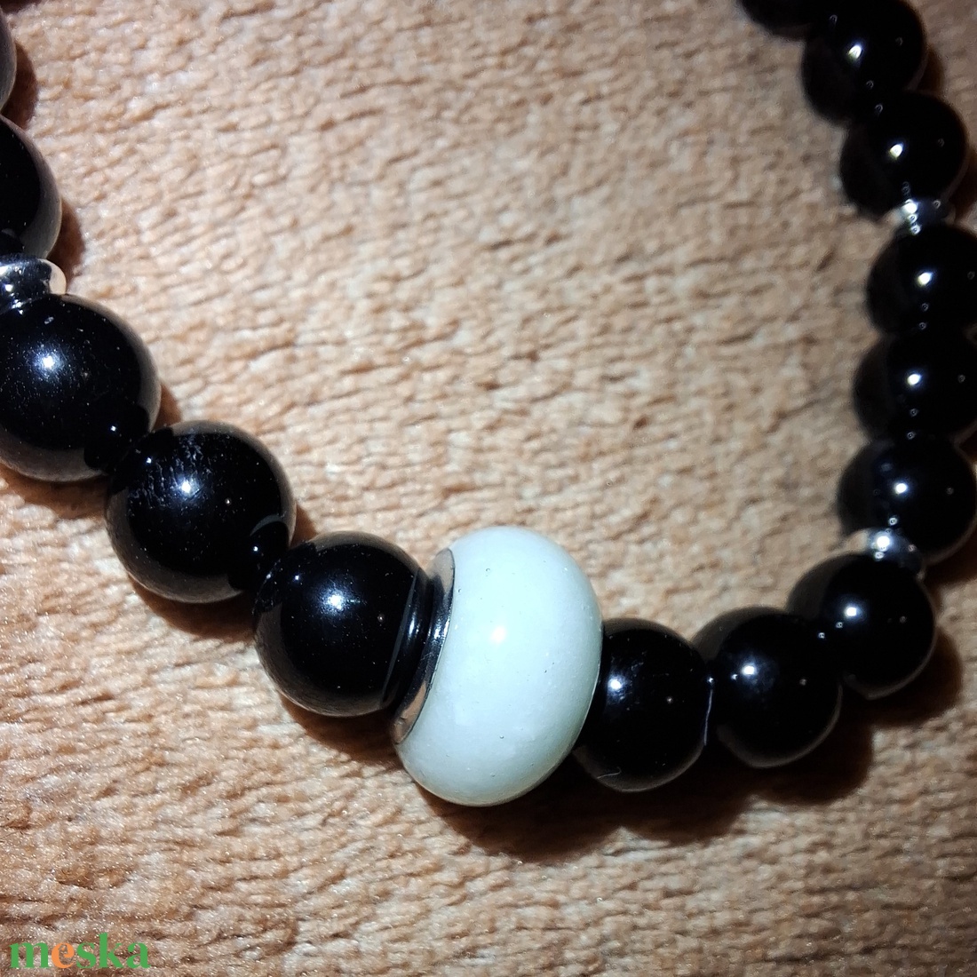 Anyatejes ónix ásványkarkötő - ékszer - karkötő - ásványkarkötő - Meska.hu