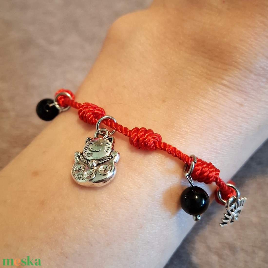 'Good Juju' kabbala karkötő ásványokkal, medálokkal - ékszer - karkötő - charm karkötő - Meska.hu