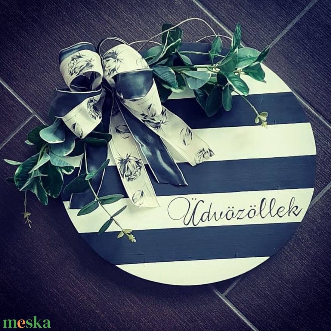 Üdvözlünk kerek ajtódísz - otthon & lakás - dekoráció - ajtó- és ablak dekoráció - ajtódísz & kopogtató - Meska.hu Üdvözlünk kerek ajtódísz - otthon & lakás - dekoráció - ajtó- és ablak dekoráció - ajtódísz & kopogtató - Meska.hu