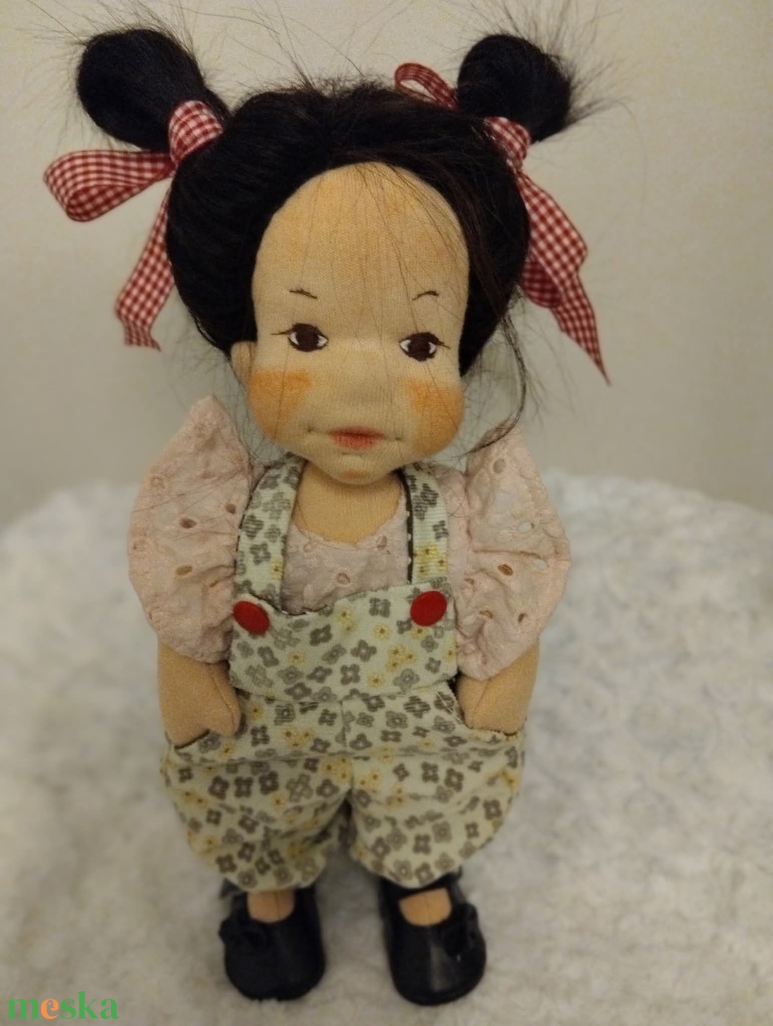 Természetes anyagokból készült baba  - játék & sport - baba & babaház - öltöztethető baba - Meska.hu