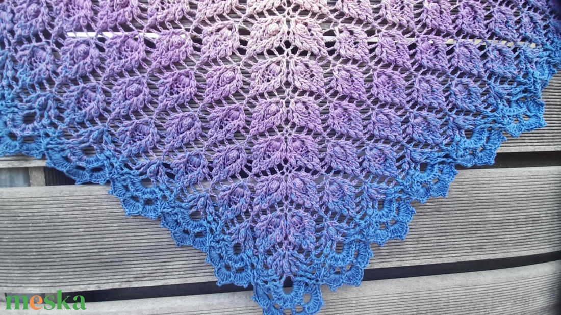 Alkony - egyedi horgolt vállkendő - ruha & divat - sál, sapka, kendő - vállkendő - Meska.hu