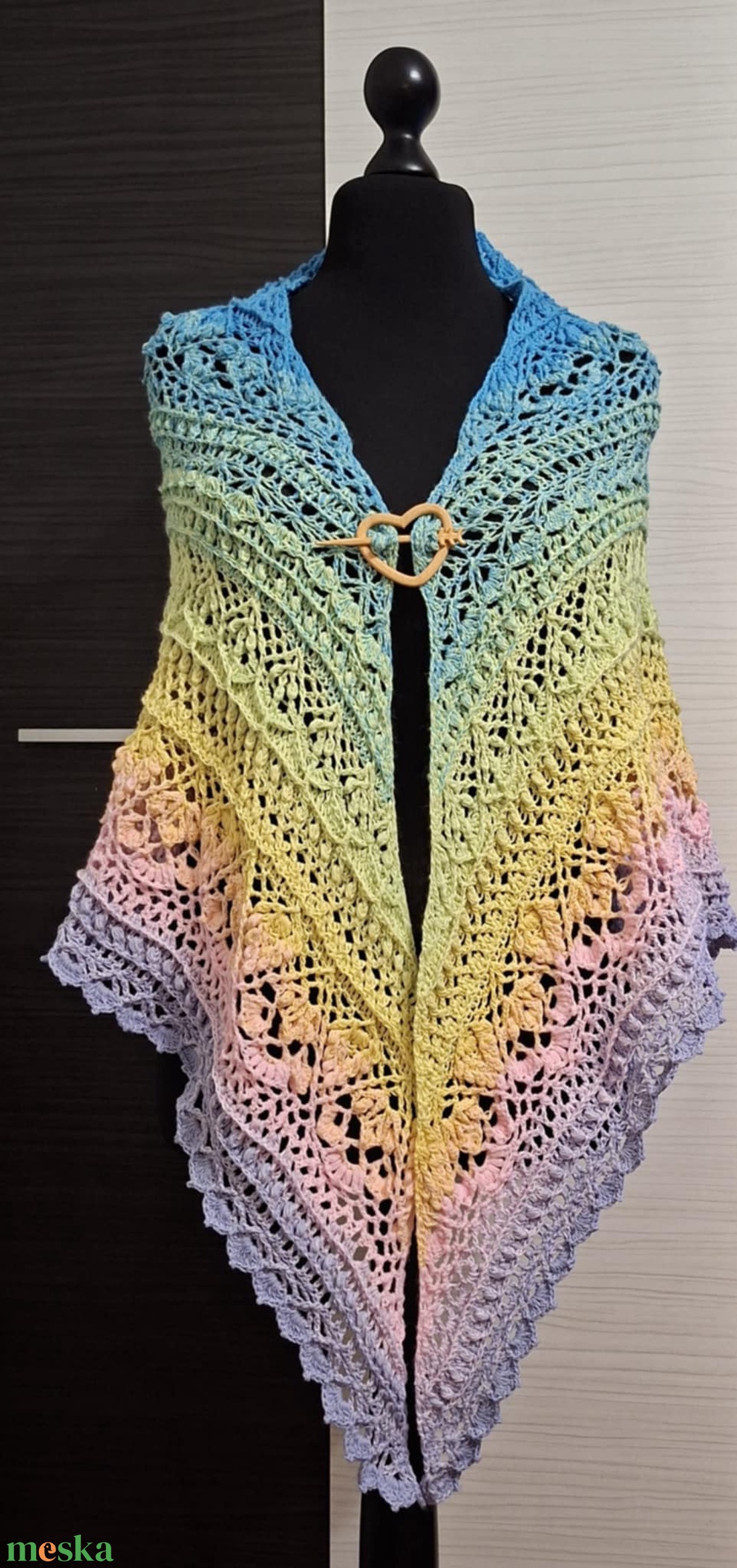 Édes szerelmem horgolt vállkendő - ruha & divat - sál, sapka, kendő - vállkendő - Meska.hu