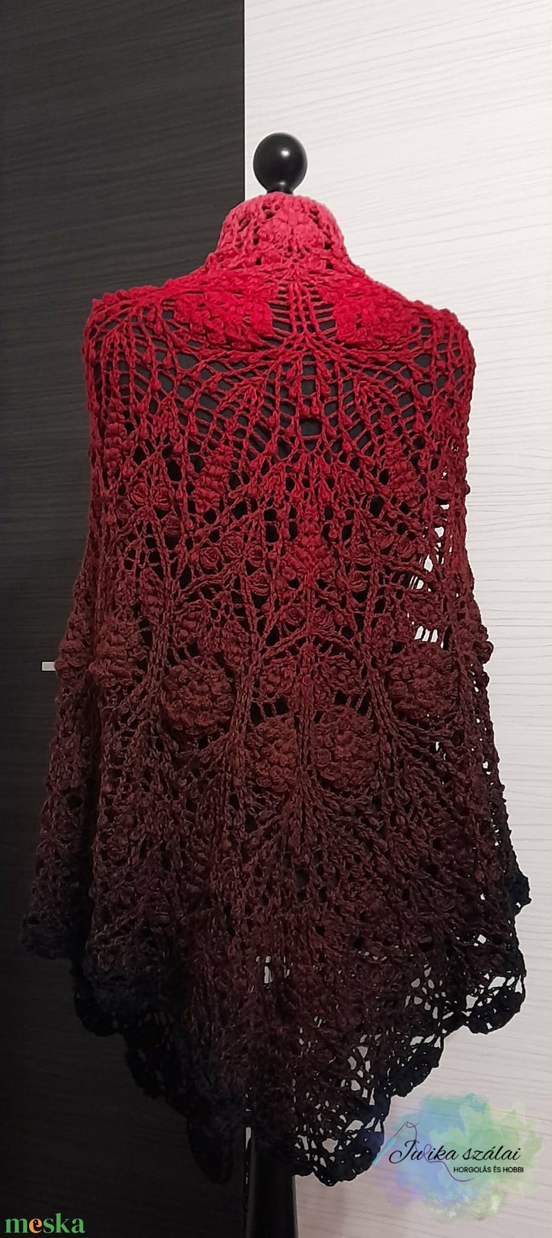 Rubin rózsa egyedi nagy horgolt kendő - ruha & divat - sál, sapka, kendő - vállkendő - Meska.hu