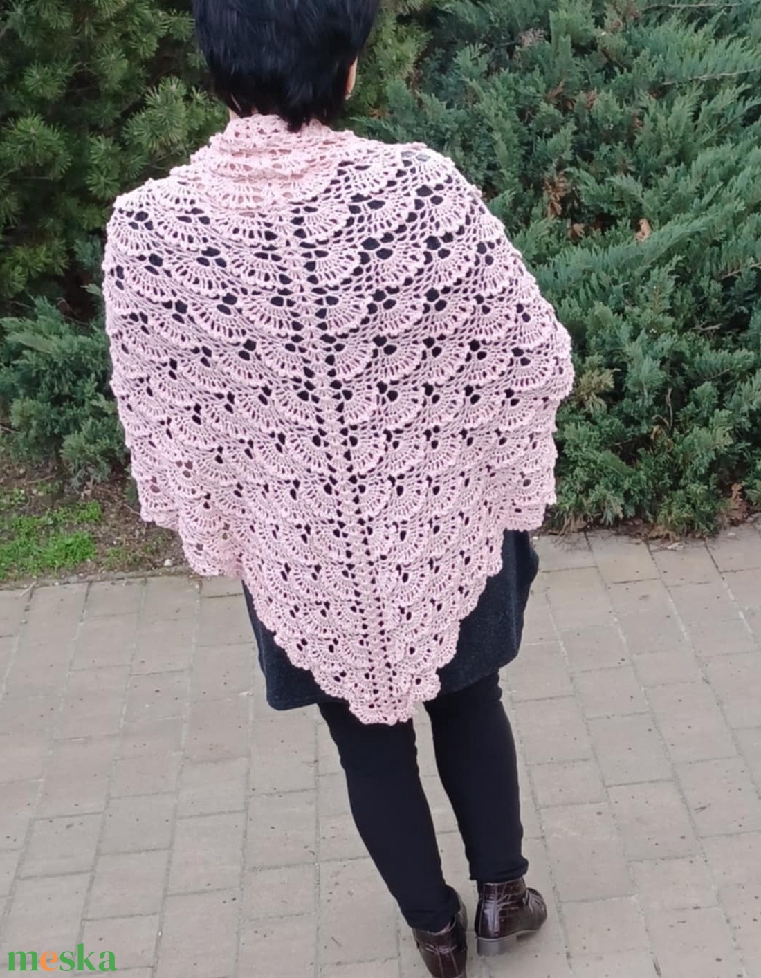 Silber rose egyedi horgolt vállkendő - ruha & divat - sál, sapka, kendő - vállkendő - Meska.hu