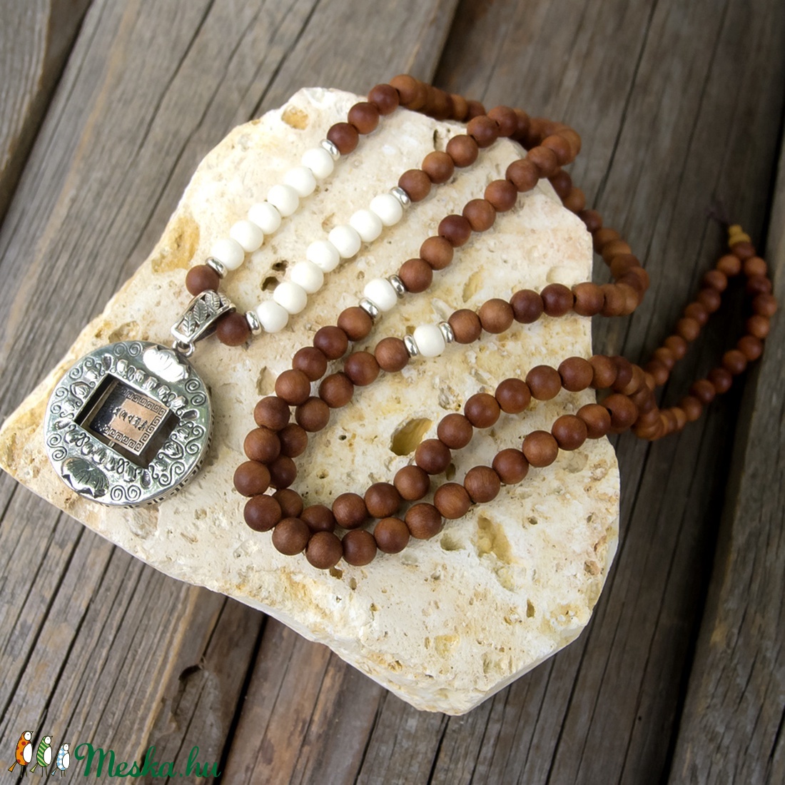Női Mala nyaklánc, Buddhista nyaklánc, Szantálfa nyaklánc Sterling ezüst Om medállal, Amulett nyaklánc -  - Meska.hu