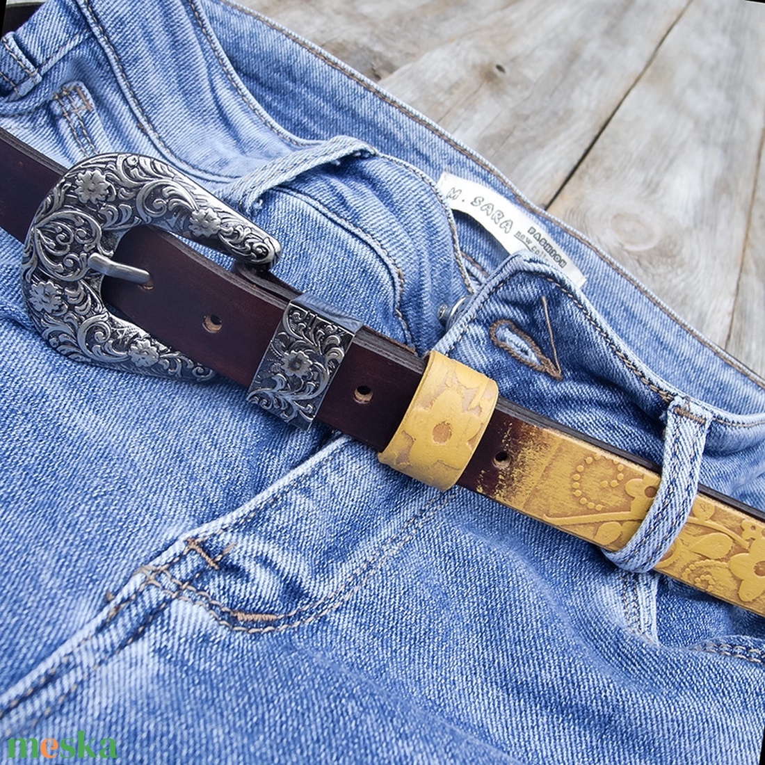 Női western marhabőr öv, Kézzel festett és dombornyomott cowboy öv antik ezüst virágmintás csattal - ruha & divat - öv & övcsat - öv - Meska.hu Női western marhabőr öv, Kézzel festett és dombornyomott cowboy öv antik ezüst virágmintás csattal - ruha & divat - öv & övcsat - öv - Meska.hu