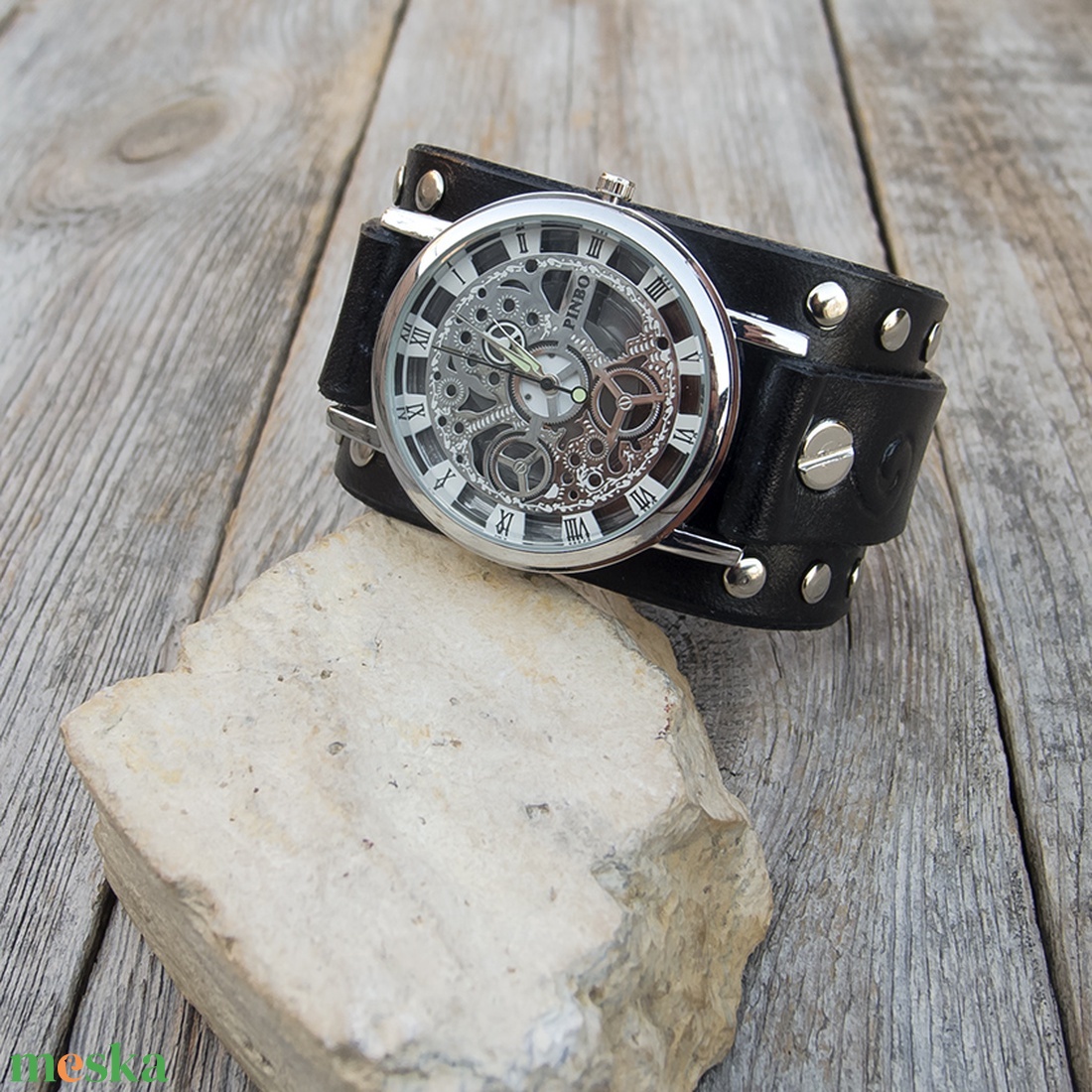 Férfi Skeleton mechanikus karóra, Fekete, szegecselt férfi Steampunk karóra, Rocker karóra - ékszer - karóra és ékszeróra - karóra - Meska.hu Férfi Skeleton mechanikus karóra, Fekete, szegecselt férfi Steampunk karóra, Rocker karóra - ékszer - karóra és ékszeróra - karóra - Meska.hu