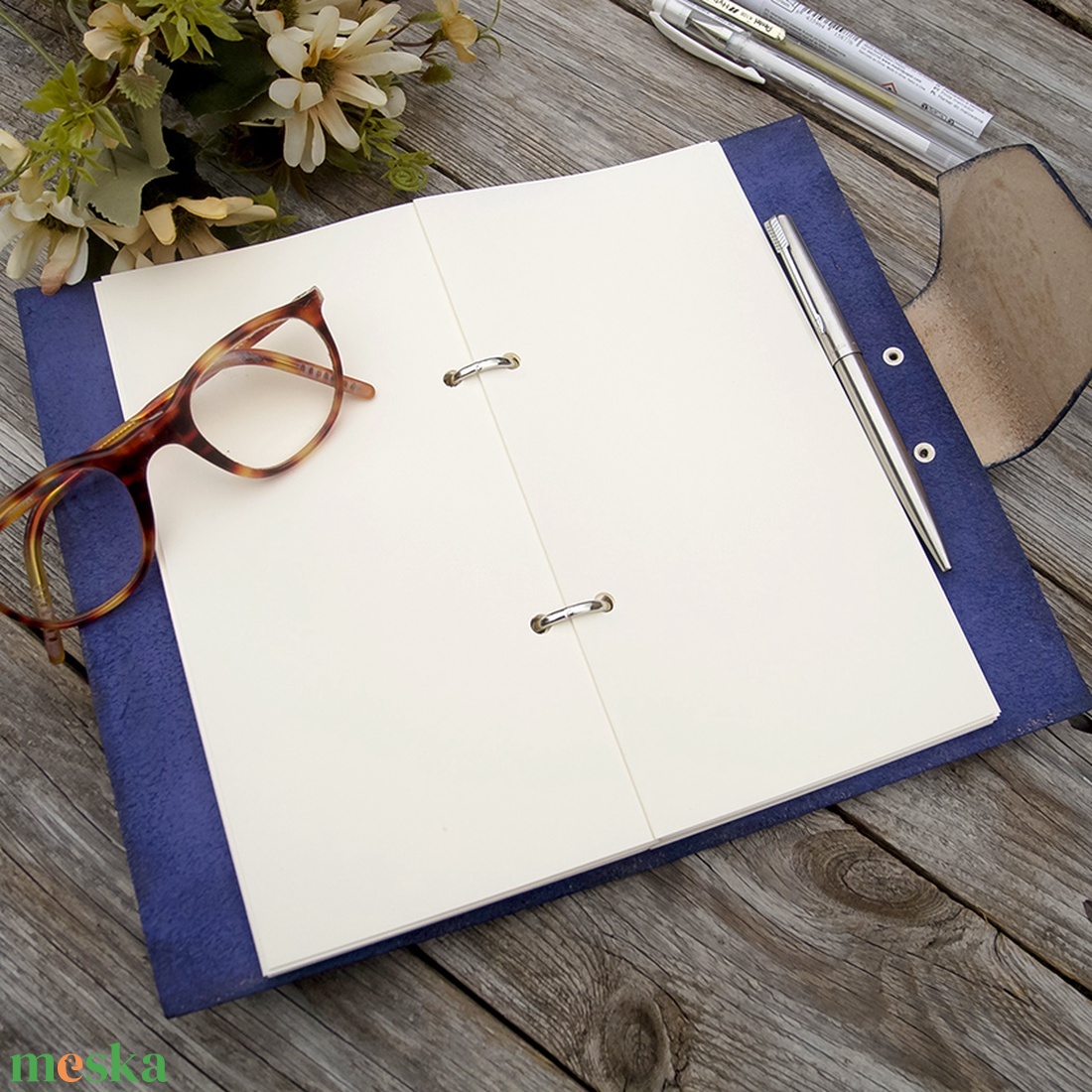 Kékeslila újratölthető gyűrűs napló, Iratgyüjtő, Bőr utazónapló,  Gyűrűs napló, emlékkönyv, Újratölthető - otthon & életmód - papír, írószer - jegyzetfüzet & napló - Meska.hu