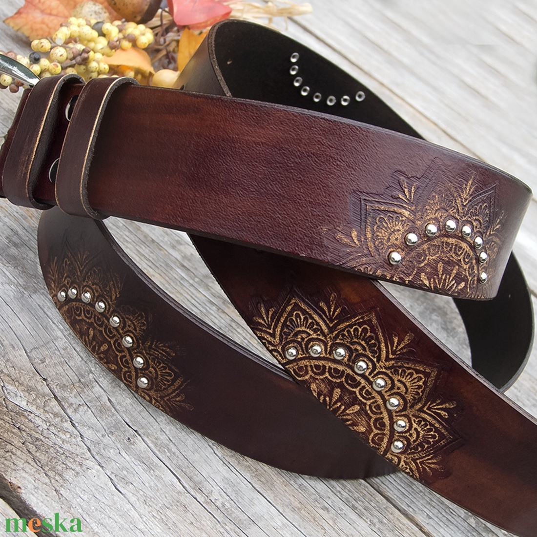 Női marhabőr öv, Mandala öv nőknek, Női olasz marhabőr öv mandala mintával - ruha & divat - öv & övcsat - öv - Meska.hu