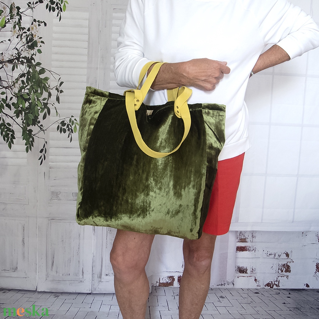 Egzotikus mohazöld táska a mindennapokra, Többfundkciós táska indiai bársonyból- - táska & tok - kézitáska & válltáska - nagy pakolós táska - Meska.hu