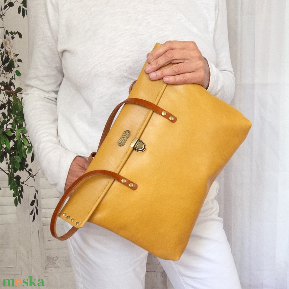 Sárga marhabőr válltáska, Messenger táska,  Marhabőr tablet táska, MacBook tok - táska & tok - ebook & tablet tok - Meska.hu