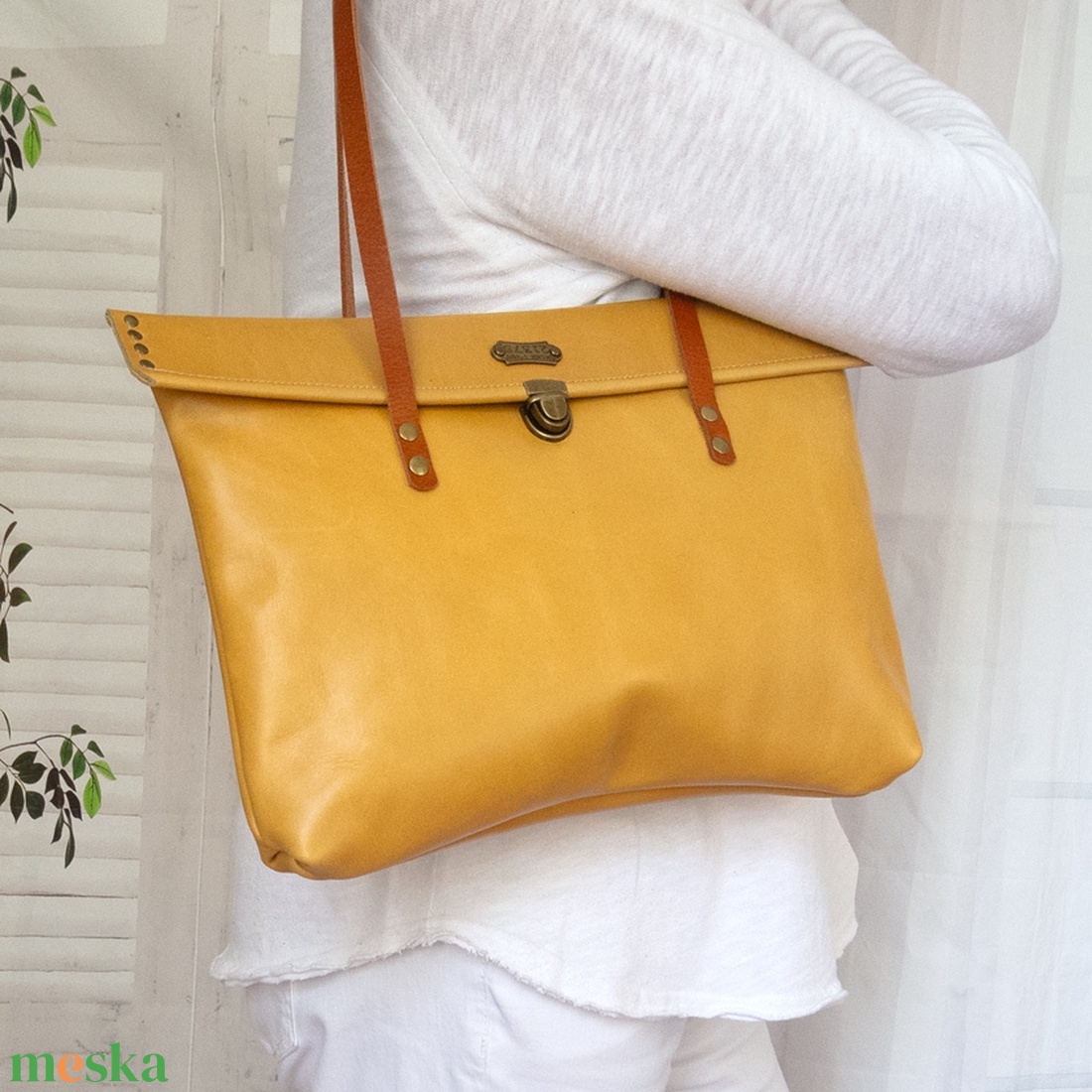 Sárga marhabőr válltáska, Messenger táska,  Marhabőr tablet táska, MacBook tok - táska & tok - ebook & tablet tok - Meska.hu