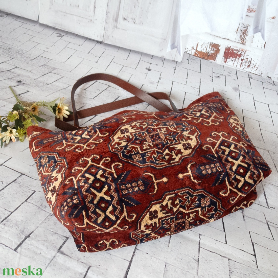 Nagy méretű szőnyeg válltáska,  Selymesen puha és tágas leéta mintás táska - táska & tok - kézitáska & válltáska - nagy pakolós táska - Meska.hu