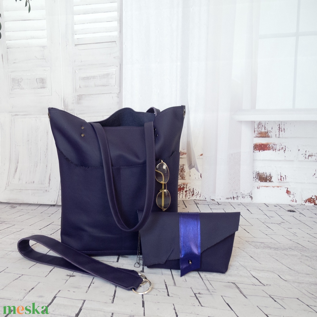 OLasz valódi bőr válltáska - táska & tok - kézitáska & válltáska - válltáska - Meska.hu