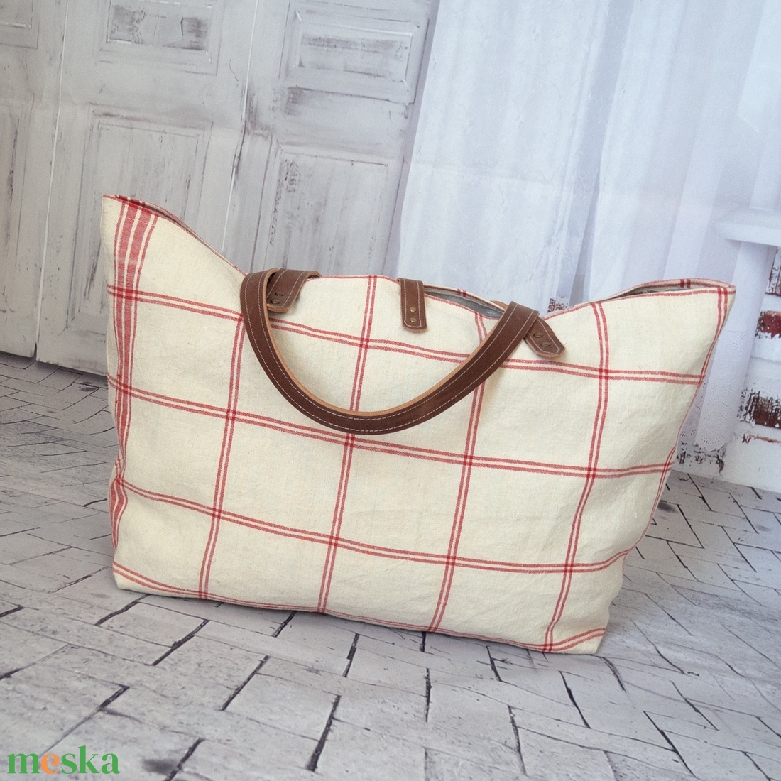 Bohém kockás válltáska valódi bőr részletekkel, Kézzel készített shopper táska vintage stílusban - táska & tok - kézitáska & válltáska - nagy pakolós táska - Meska.hu