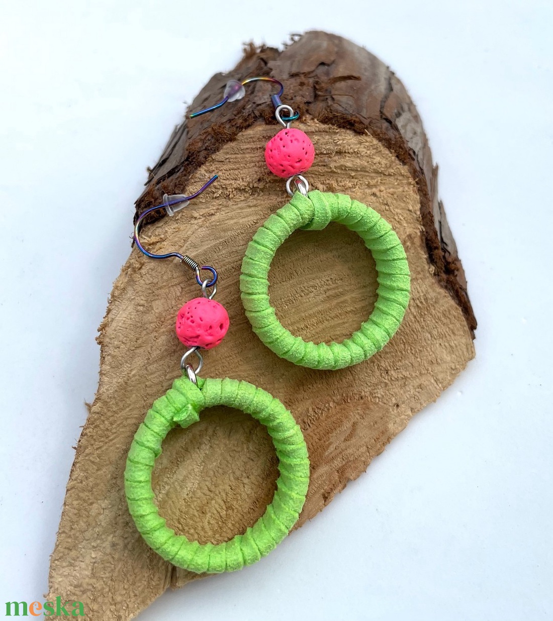 Neon Chic - Lógós fülbevaló - ékszer - fülbevaló - lógó fülbevaló - Meska.hu Neon Chic - Lógós fülbevaló - ékszer - fülbevaló - lógó fülbevaló - Meska.hu