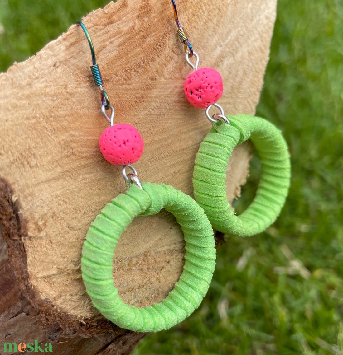 Neon Chic - Lógós fülbevaló - ékszer - fülbevaló - lógó fülbevaló - Meska.hu Neon Chic - Lógós fülbevaló - ékszer - fülbevaló - lógó fülbevaló - Meska.hu