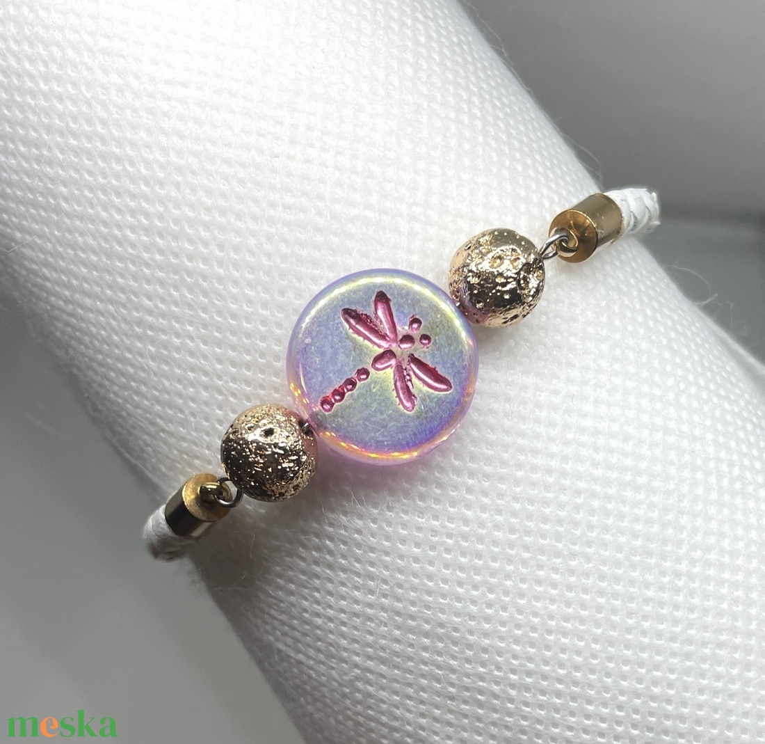 Crystal Dragonfly - Szitakötős bőr karkötő - ékszer - karkötő - karkötő medállal - Meska.hu