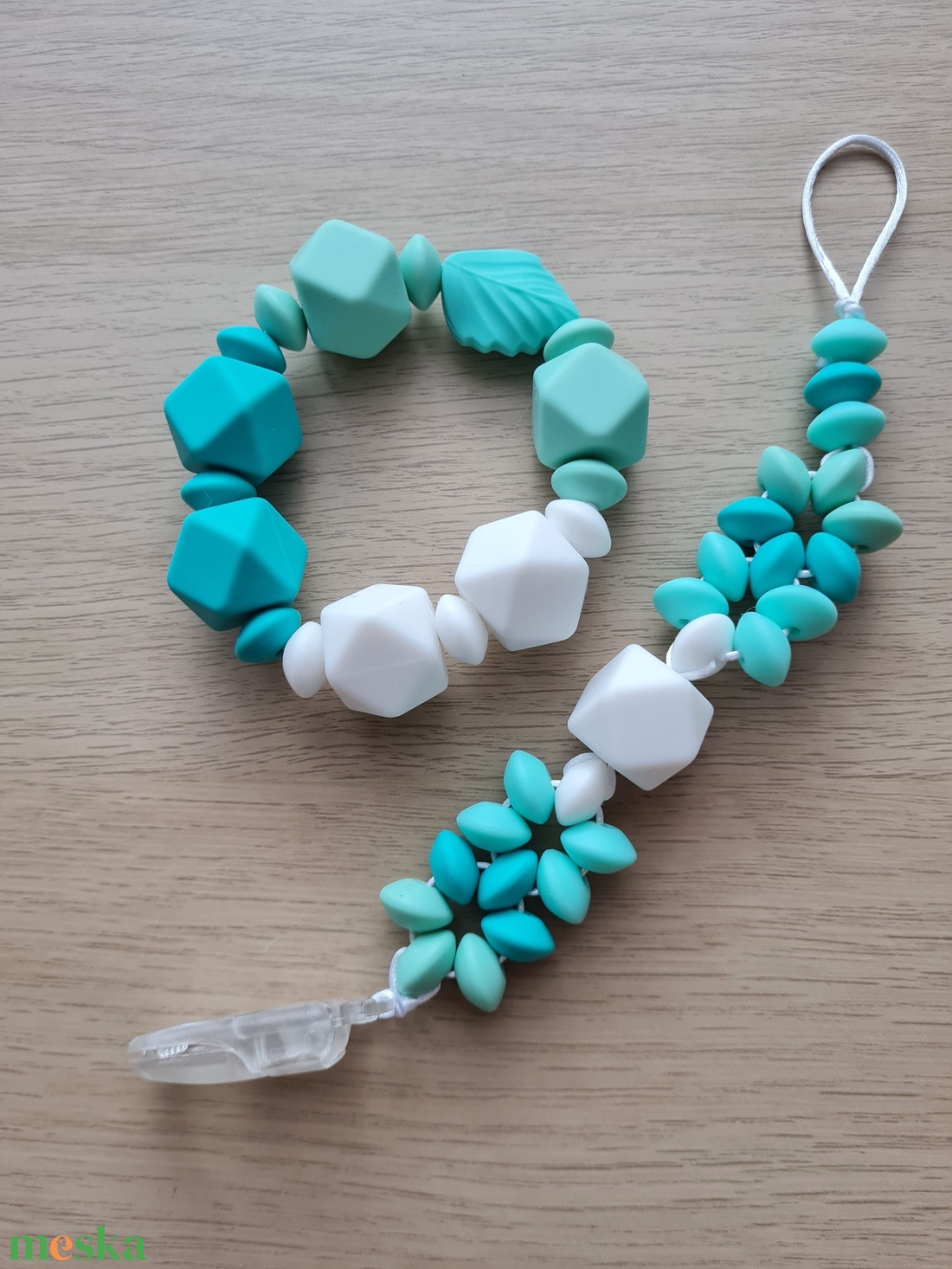 Cumilánc és marokrágcsa  Babalátogató ajándék  Babaváró ajándék - játék & sport - 3 éves kor alattiaknak - cumilánc - Meska.hu