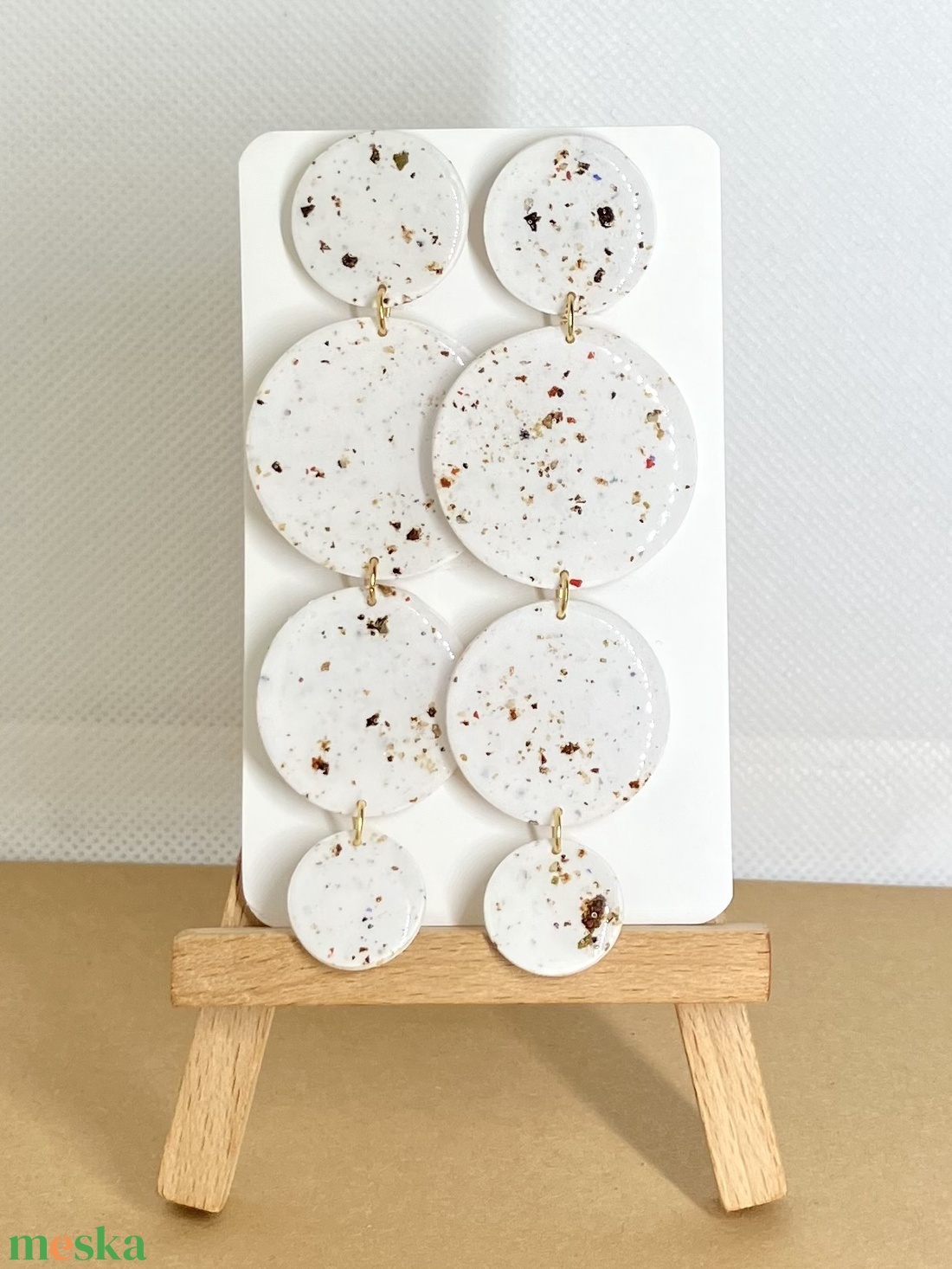 Bella pezsgő pöttyös nagy fülbevaló - ékszer - fülbevaló - lógó fülbevaló - Meska.hu