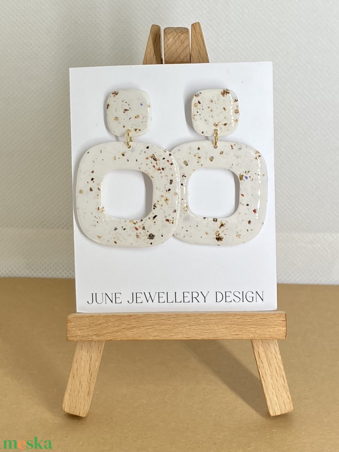 Sarah Pezsgő pöttyös fülbevaló - ékszer - fülbevaló - lógó fülbevaló - Meska.hu