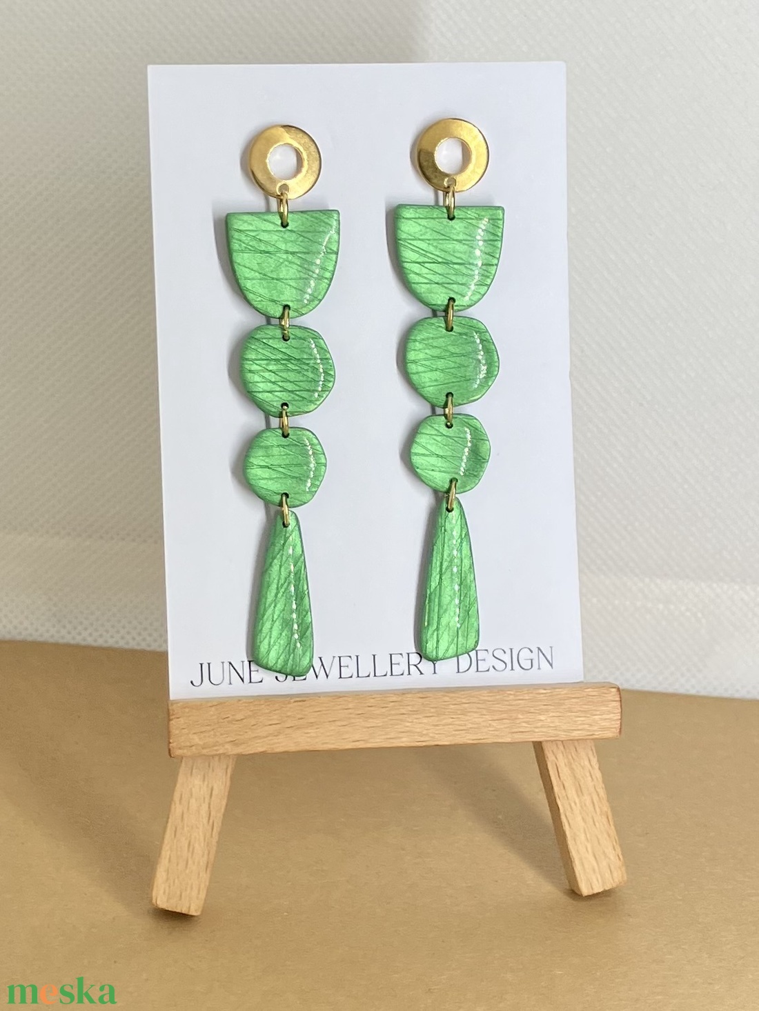Lana zöld fényes fülbevalók - ékszer - fülbevaló - lógó fülbevaló - Meska.hu