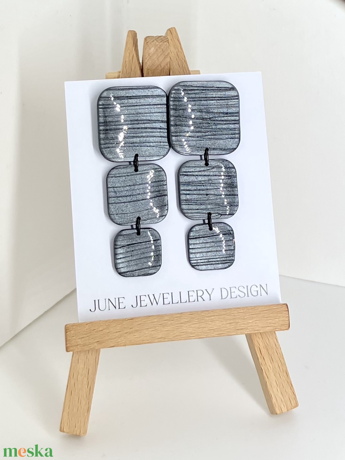 Norah fényes szürke fülbevaló - ékszer - fülbevaló - lógó fülbevaló - Meska.hu