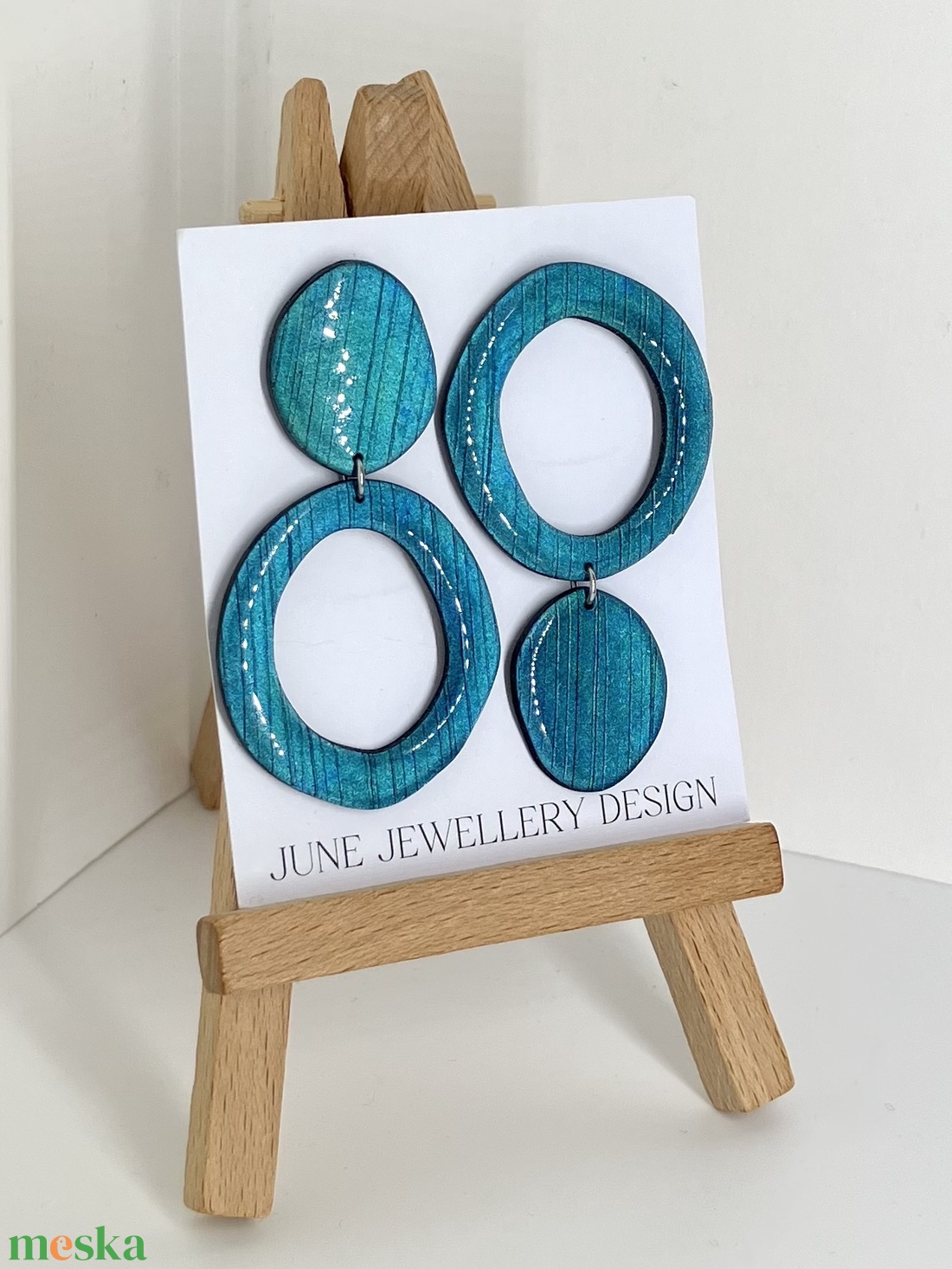 Nina aszimmetrikus fülbevaló kék - ékszer - fülbevaló - lógó fülbevaló - Meska.hu