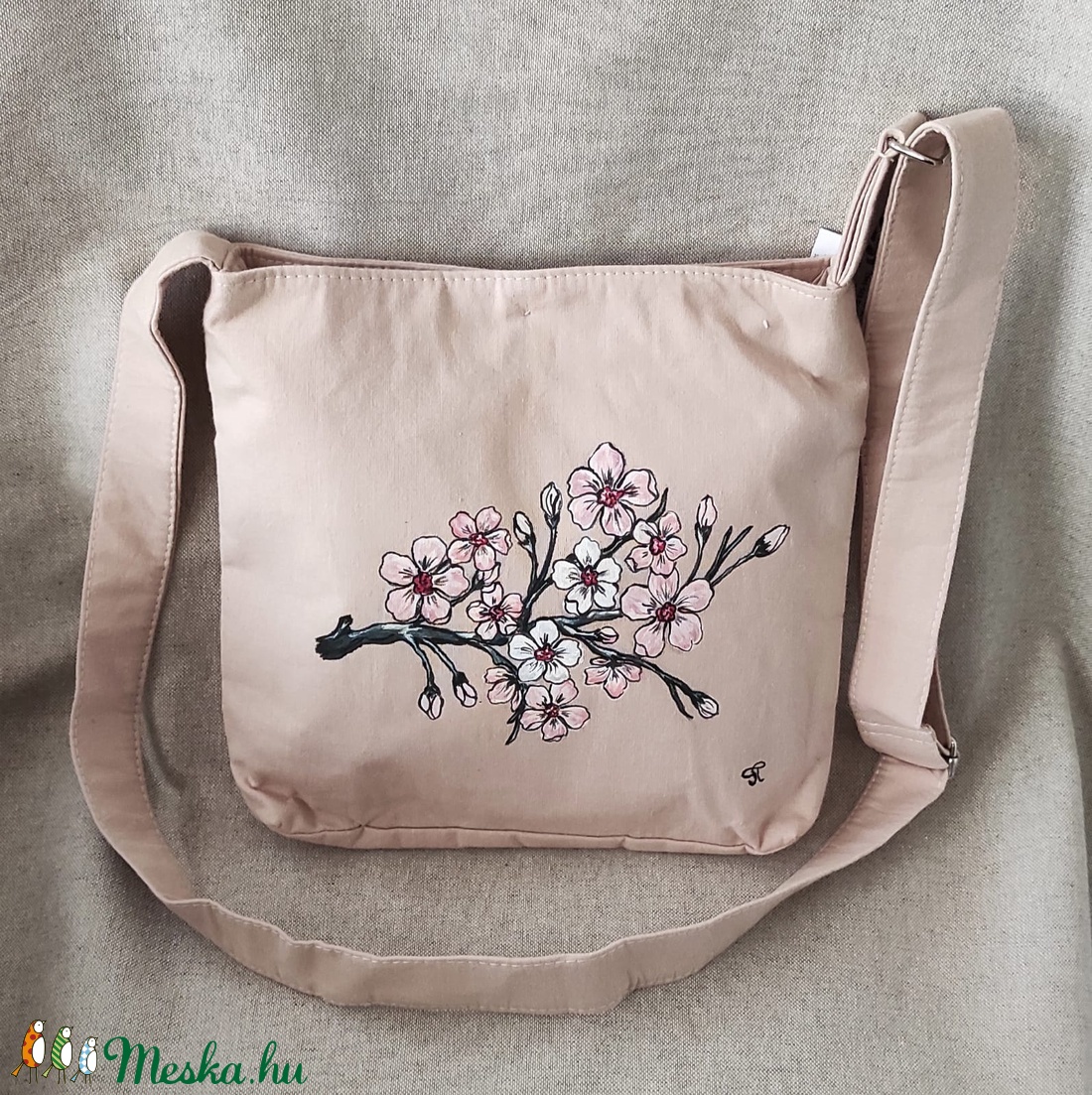 Kézzel festett  cseresznye virágos táska - táska & tok - kézitáska & válltáska - vállon átvethető táska - Meska.hu